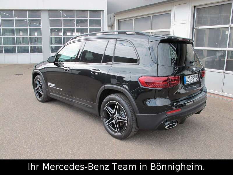 Gebraucht Mercedes GLB200 AMG 163 PS (119 kW) 2025 191 kosmosschwarz SUV