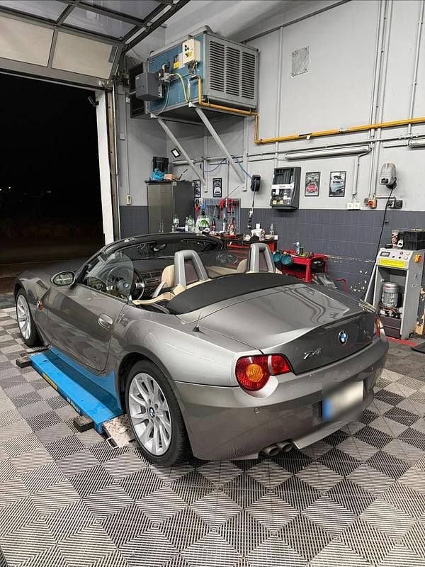 Gebraucht BMW Z4 192 PS (141 kW) 2004 Cabrio