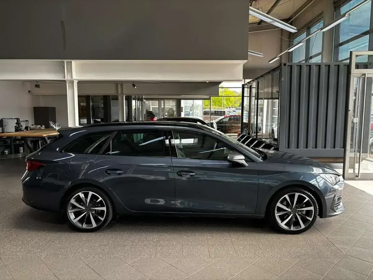 Usata Cupra Leon 204 CV (150 kW) 2024 Grigio Station wagon
