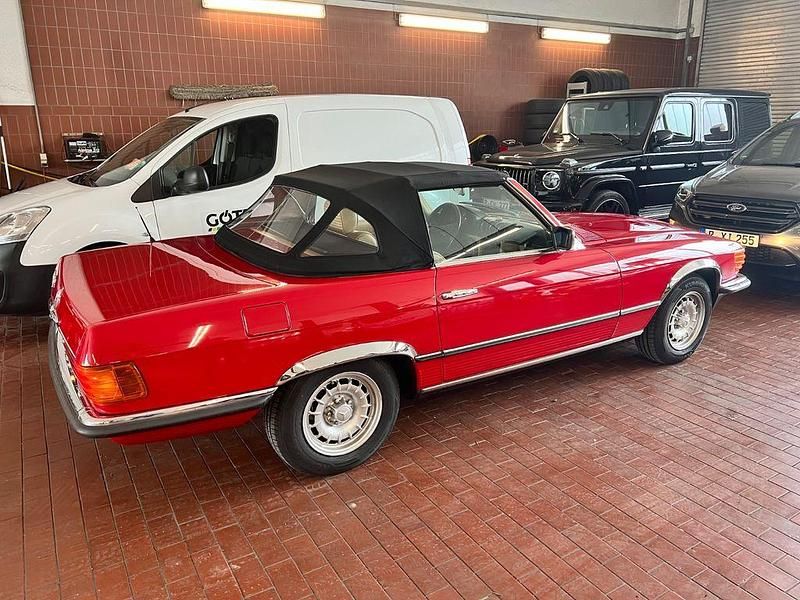 Gebraucht Mercedes SL280 185 PS (136 kW) 1982 Rot Cabrio