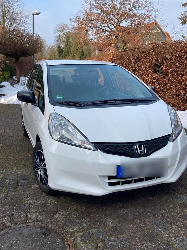 Gebraucht Honda Jazz Cool 90 PS (66 kW) 2014 Weiß Kleinwagen