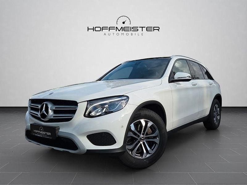 Weiß Gebraucht 2019 Mercedes GLC220 Night SUV | 29.370 € (Fairer Preis) - Bild 1/4