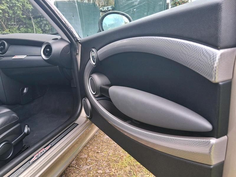 Second-hand Mini Cooper S 250 CP (183 kW) 2007 Auriu Hatchback