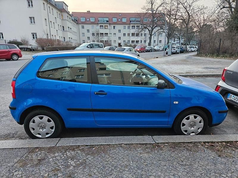 Gebraucht VW Polo Basis 54 PS (39 kW) 2003 Blau Limousine
