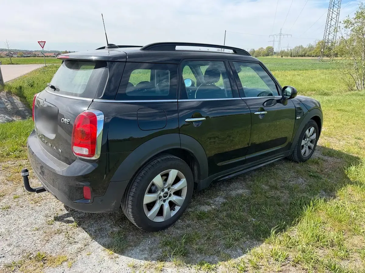 Usado Mini ONE 102 HP (75 kW) 2018 Preto Citadino