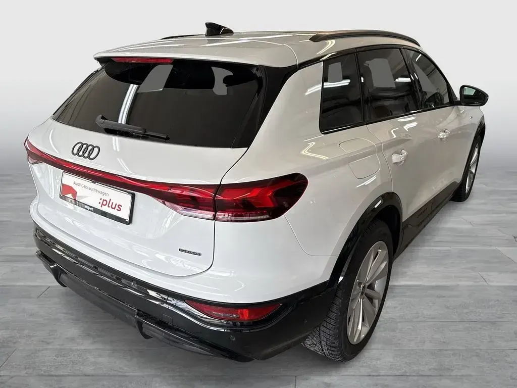 Gebraucht Audi Q6 e-tron S-Line 284 kW (387 PS) 2025 Weiß SUV