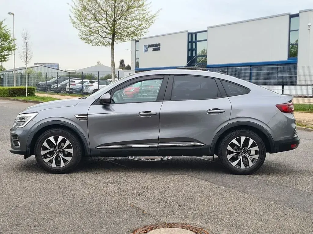 Gebraucht Renault Arkana Zen 140 PS (102 kW) 2021 Grau SUV