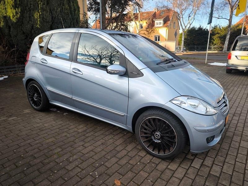 Grau Gebraucht 2007 Mercedes A170 Kleinwagen | 3.880 € (Guter Preis) - Bild 1/4