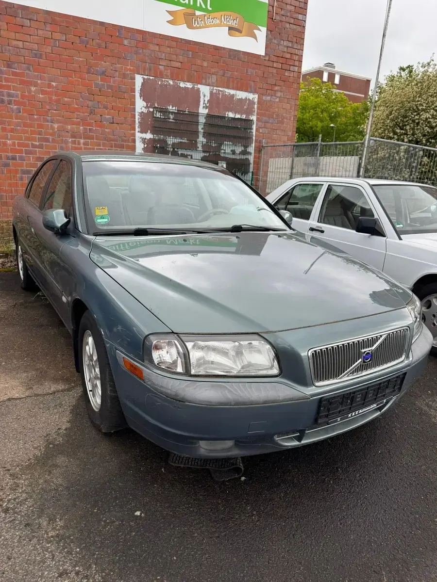 Gebraucht Volvo S80 140 PS (102 kW) 2001 Grün Limousine