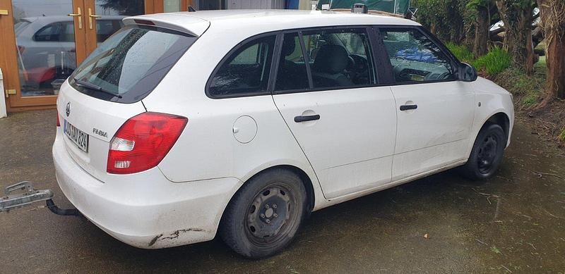 Gebraucht Skoda Fabia 75 PS (55 kW) 2014 Weiß Kombi