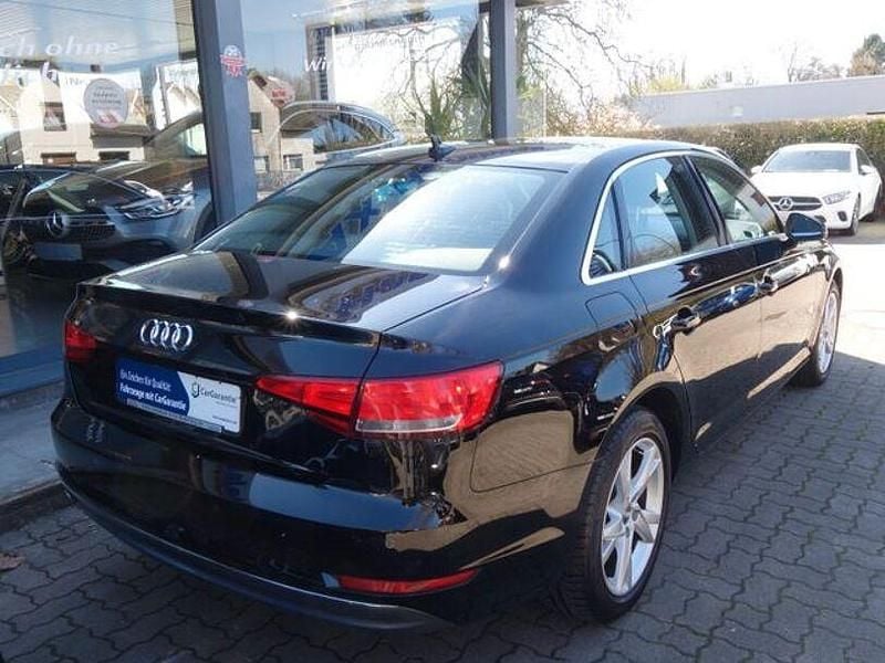 Gebraucht Audi A4 Sport 150 PS (110 kW) 2017 Schwarz Limousine
