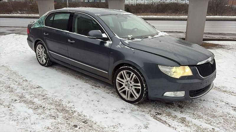 Gebraucht Skoda Superb Elegance 260 PS (191 kW) 2009 Grau Limousine
