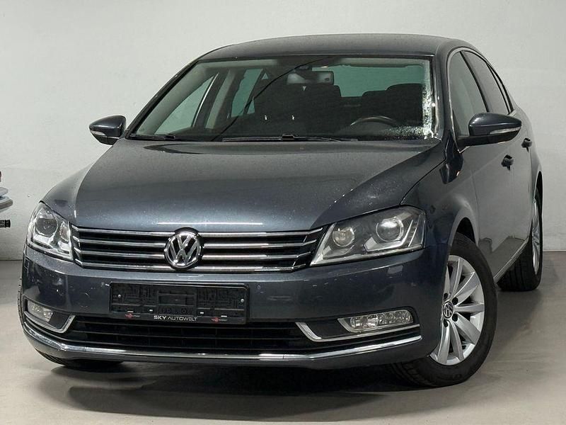 Gebraucht VW Passat Comfortline 177 PS (130 kW) 2013 Grau Limousine