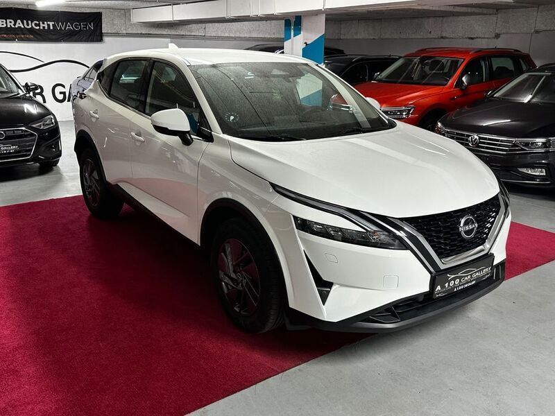 Perl schneeweiß Gebraucht 2024 Nissan Qashqai Acenta SUV | 25.800 € (Superpreis) - Bild 1/4