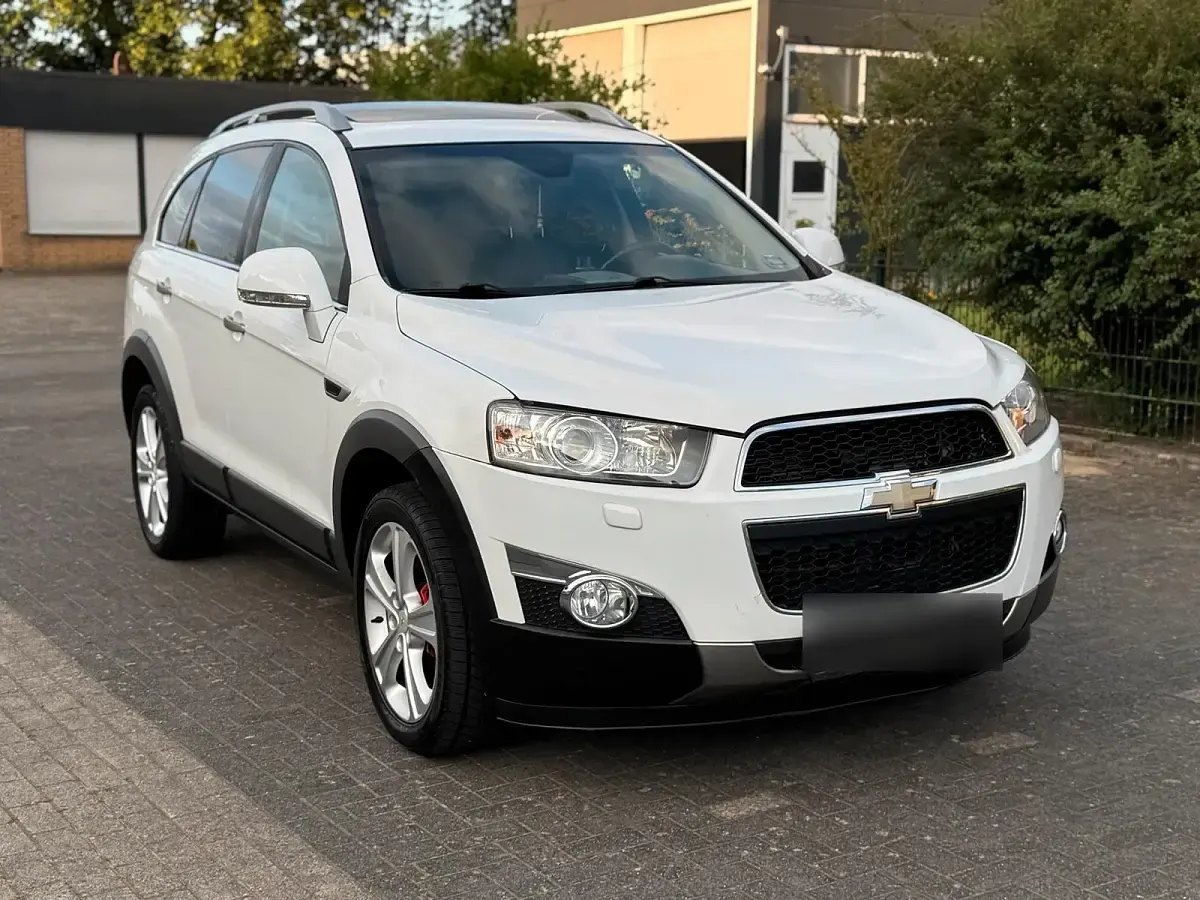 Gebraucht Chevrolet Captiva 183 PS (134 kW) 2012 Weiß SUV