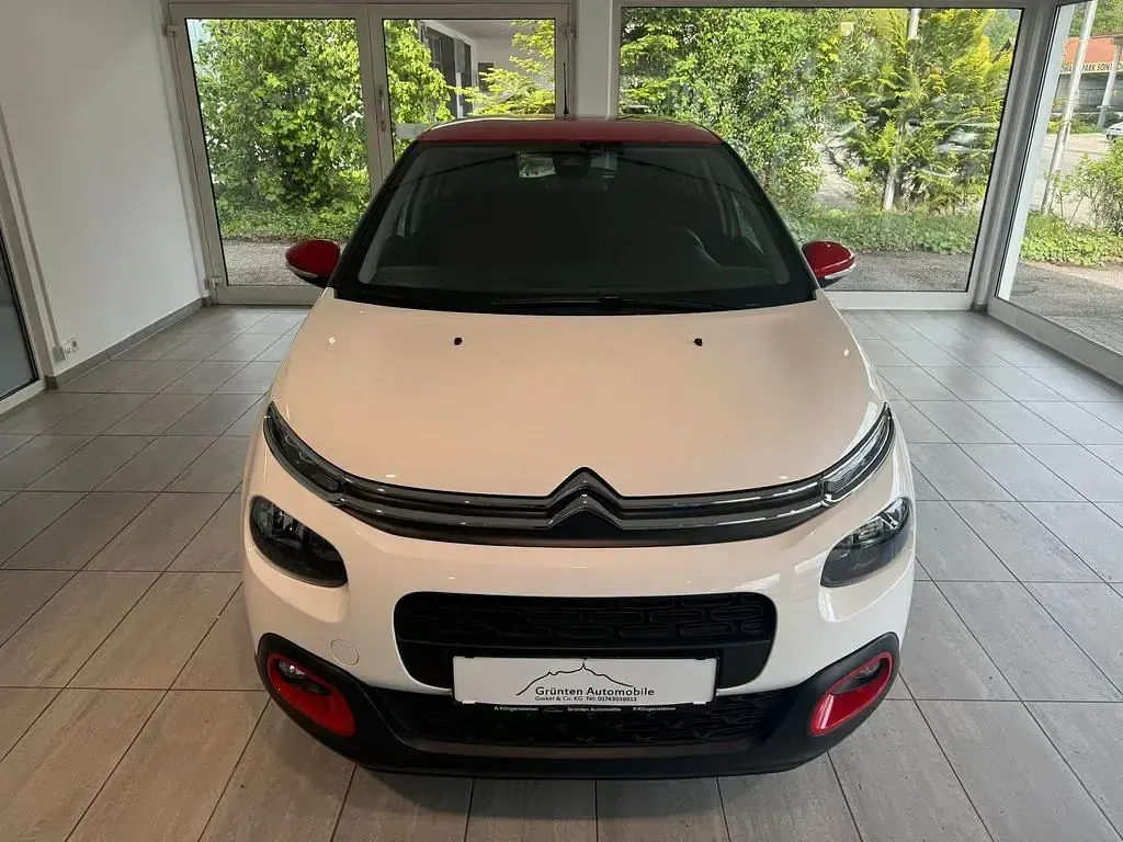 Gebraucht Citroën C3 Shine 110 PS (80 kW) 2019 Weiß Kleinwagen