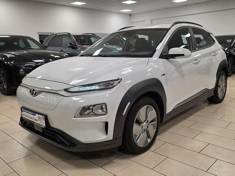 Weiß Gebraucht 2021 Hyundai Kona Select SUV | 18.870 € (Fairer Preis) - Bild 1/4