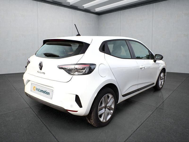 Second-hand Renault Clio V Evolution 90 CP (66 kW) 2024 Alb Hatchback