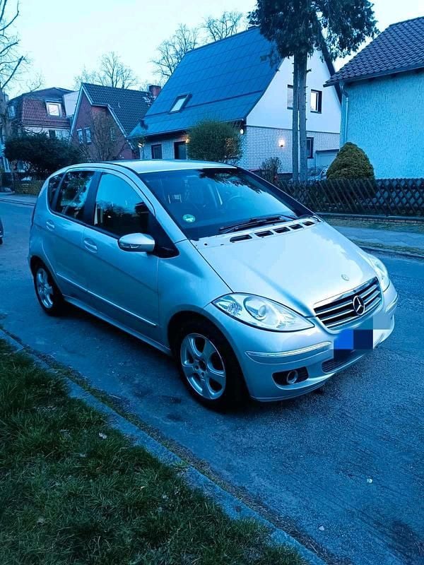 Gebraucht 2004 Mercedes A170 Kleinwagen | 2.500 € (Etwas zu teuer) - Bild 1/4