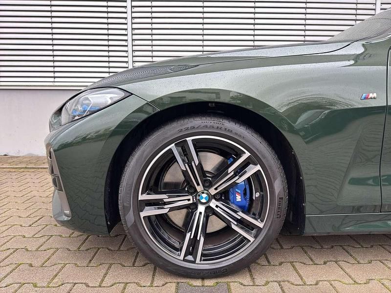Gebraucht BMW 440 374 PS (275 kW) 2022 Sanremo green metallic Cabrio