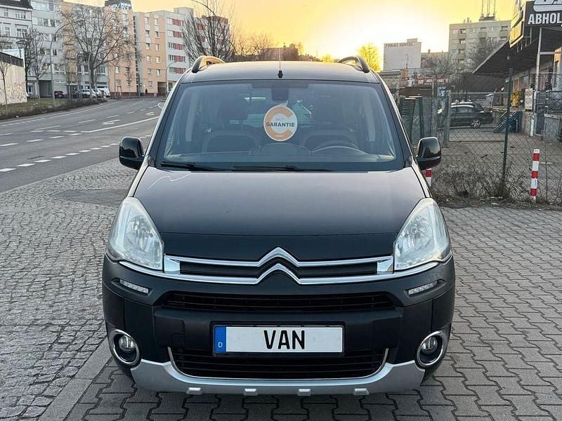 Gebraucht Citroën Berlingo XTR 120 PS (88 kW) 2014 Schwarz Van / Kleinbus