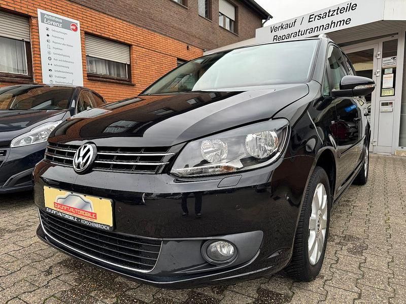 Gebraucht VW Touran Cup 105 PS (77 kW) 2014 Schwarz Van / Kleinbus