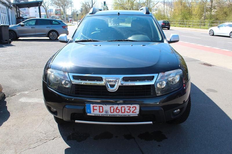 Second-hand Dacia Duster 110 CP (80 kW) 2012 Negru SUV