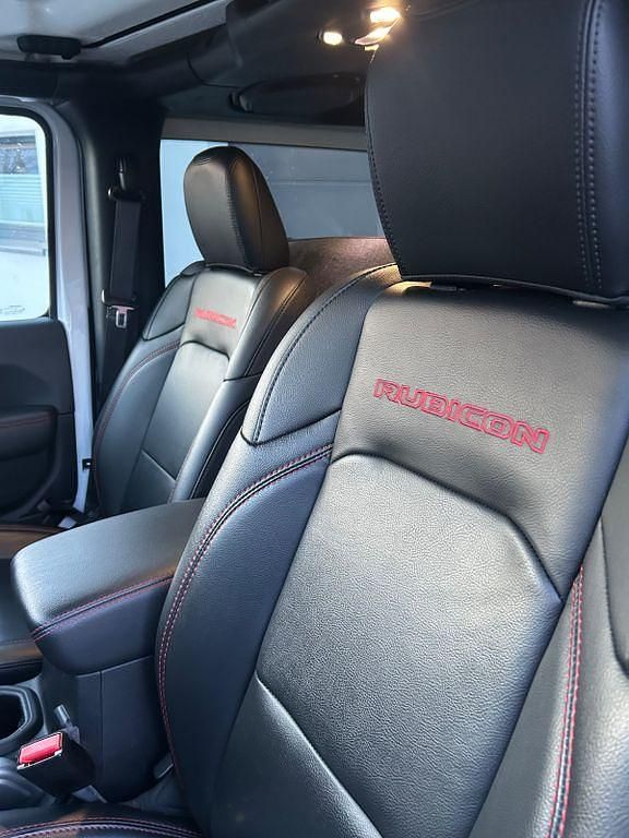 Gebraucht Jeep Wrangler Rubicon 284 PS (208 kW) 2022 Weiß SUV