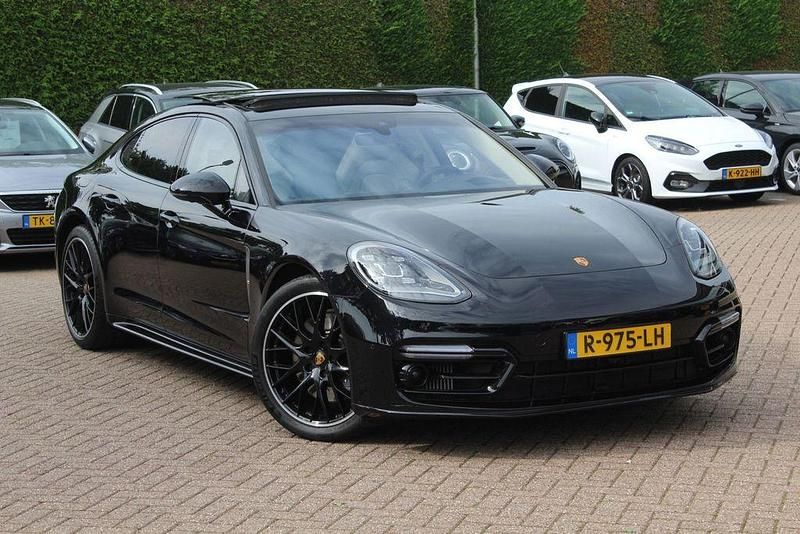 Schwarz Gebraucht 2022 Porsche Panamera Platinum Edition Limousine | 74.950 € (Superpreis) - Bild 1/4