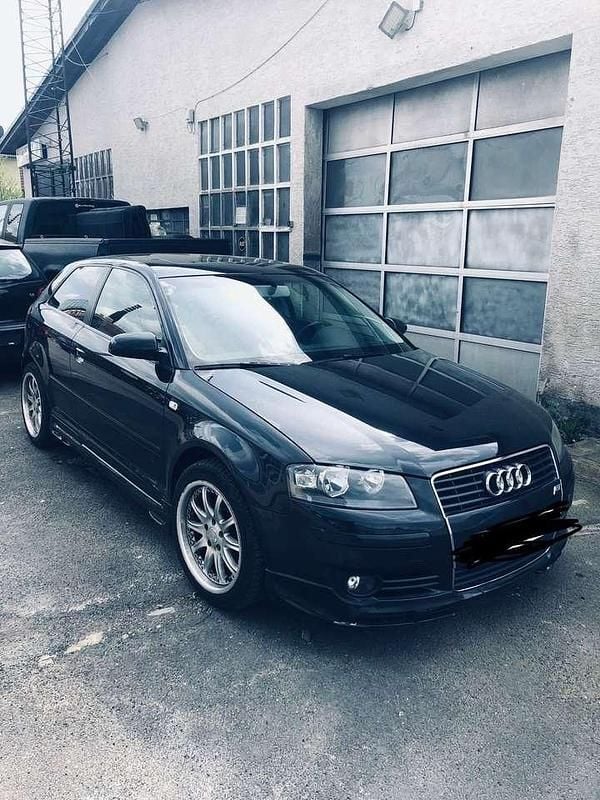 Schwarz Gebraucht 2005 Audi A3 S-Line Coupé | 2.250 € (Guter Preis) - Bild 1/4