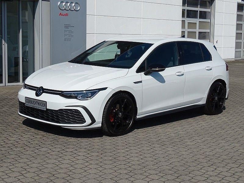 Gebraucht VW Golf VIII Style 200 PS (147 kW) 2024 Weiß Limousine