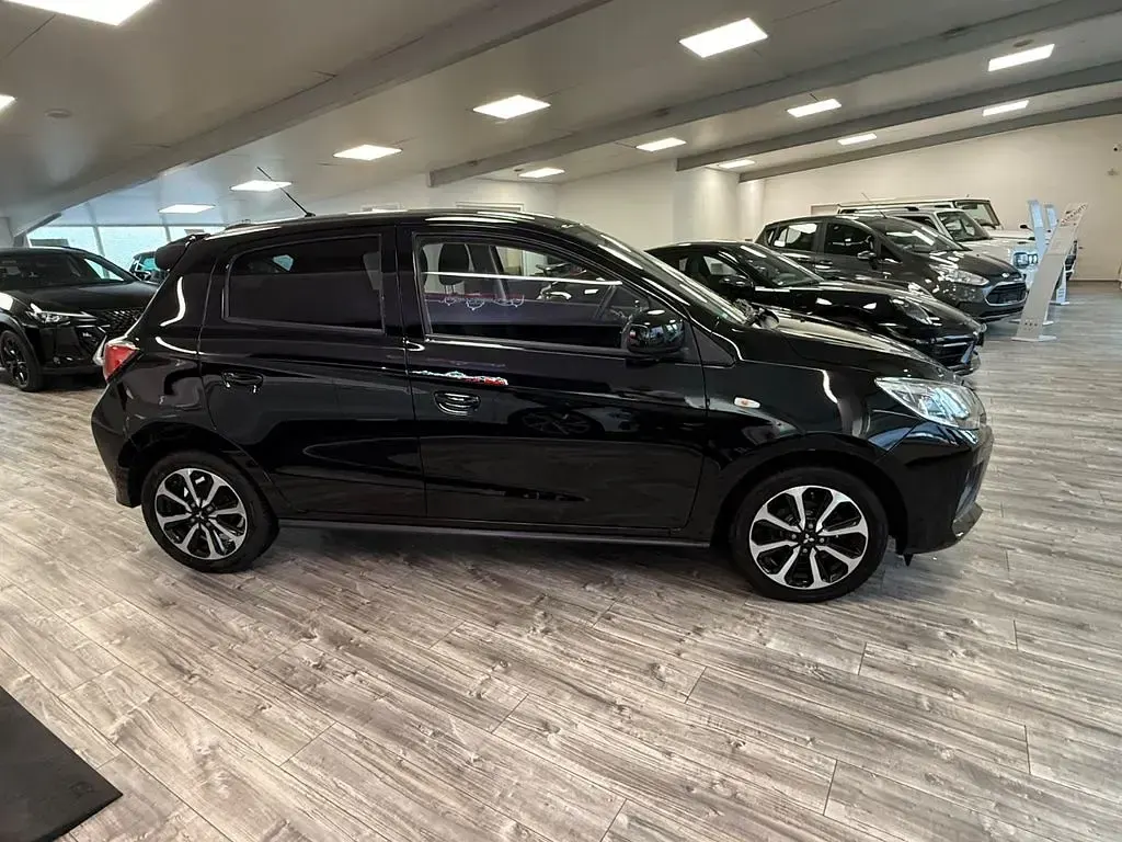 Gebraucht Mitsubishi Space Star Select+ 71 PS (52 kW) 2022 Schwarz Kleinwagen