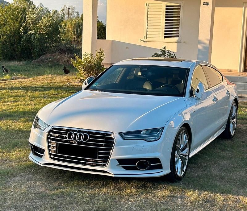 Weiß Gebraucht 2016 Audi A7 Sportback S-Line Kleinwagen | 22.900 € (Etwas zu teuer) - Bild 1/4