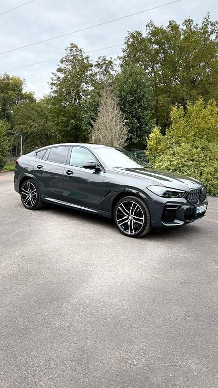 Grau Gebraucht 2023 BMW X6 M50 Performance SUV | 75.900 € (Fairer Preis) - Bild 1/4