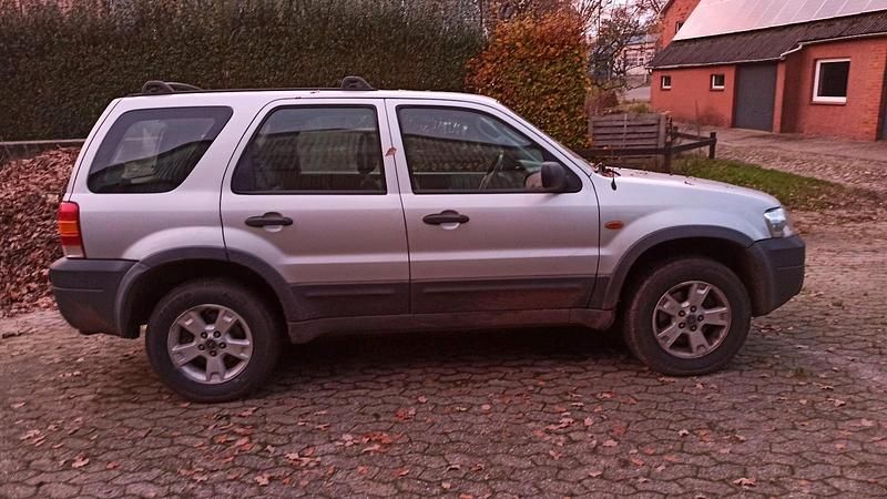 Gebraucht Ford Maverick 150 PS (110 kW) 2004 Silber SUV