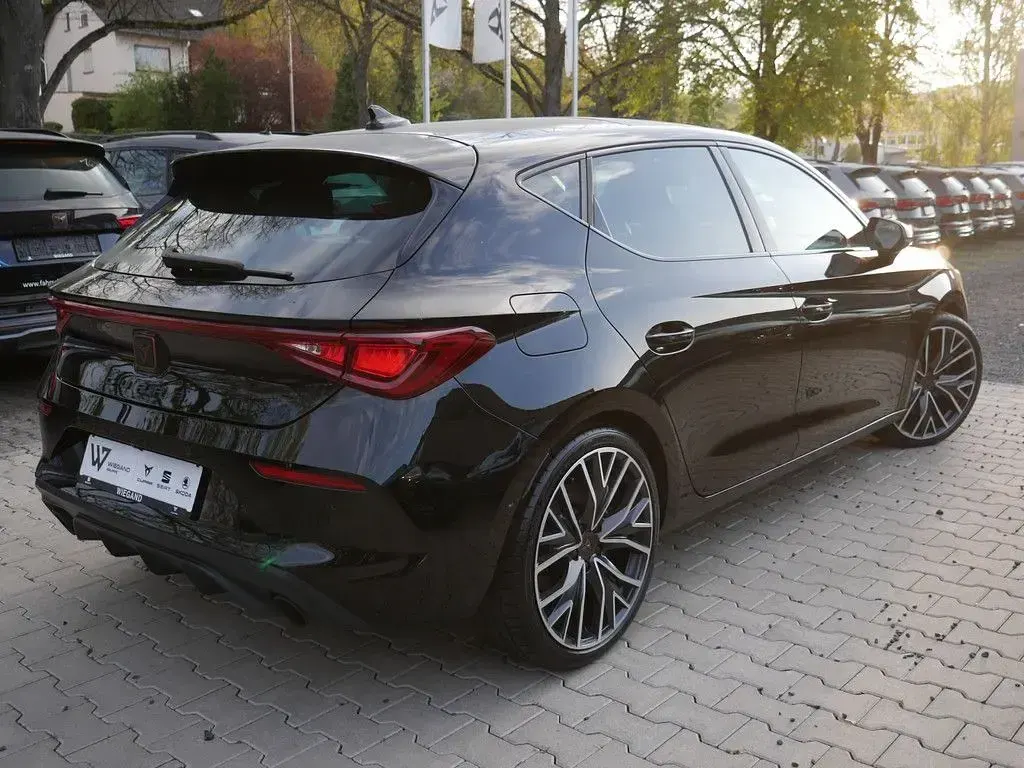 Gebraucht Cupra Leon VZ 245 PS (180 kW) 2024 Schwarz Limousine