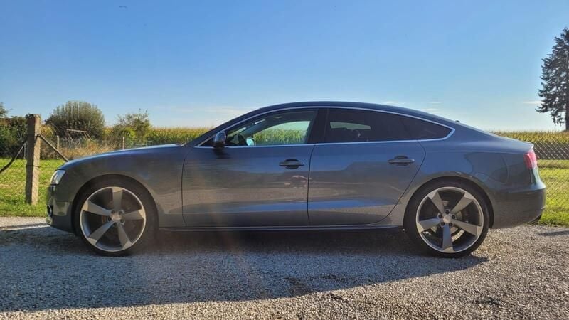 Grau Gebraucht 2011 Audi A5 Sportback Coupé | 7.500 € (Superpreis) - Bild 1/4