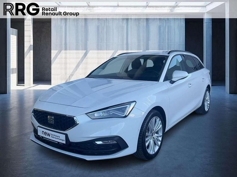 Candy weiß Gebraucht 2024 Seat Leon ST Style Kombi | 24.490 € (Guter Preis) - Bild 1/3