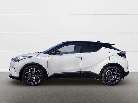 Gebraucht Toyota C-HR+ Plus 89 kW (122 PS) 2016 Novaweiß perleffekt / dach schwarz SUV