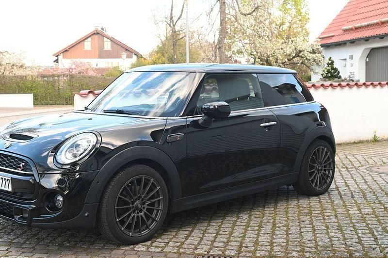 Second-hand Mini Cooper S 192 CP (141 kW) 2020 Negru Hatchback