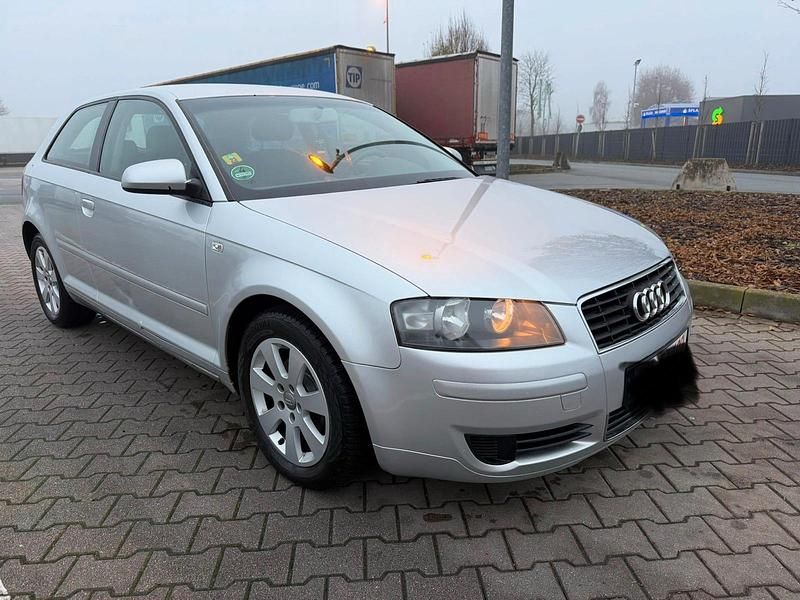 Silber Gebraucht 2005 Audi A3 Kleinwagen | 1.650 € (Fairer Preis) - Bild 1/4