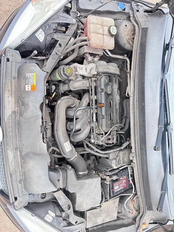 Second-hand Ford Focus 90 CP (66 kW) 2007 Negru Hatchback