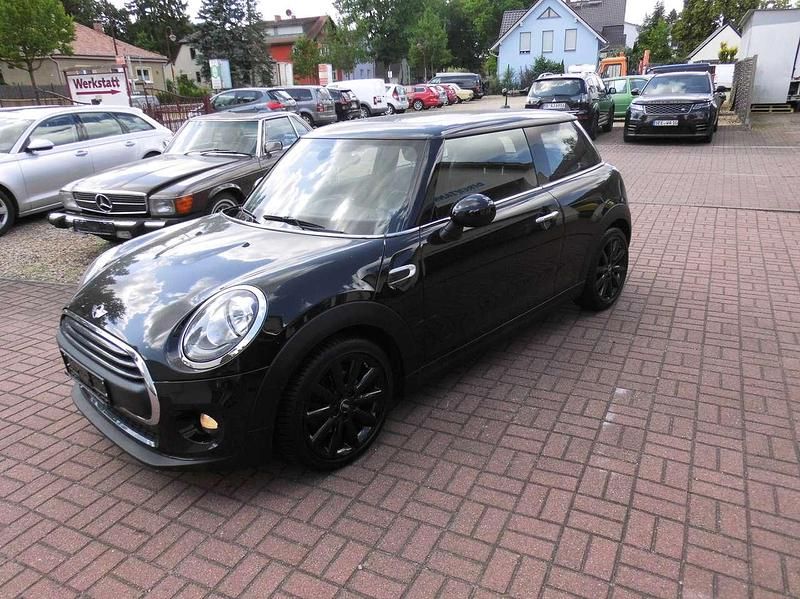 Midnight black Gebraucht 2018 Mini ONE Kleinwagen | 10.000 € (Fairer Preis) - Bild 1/4