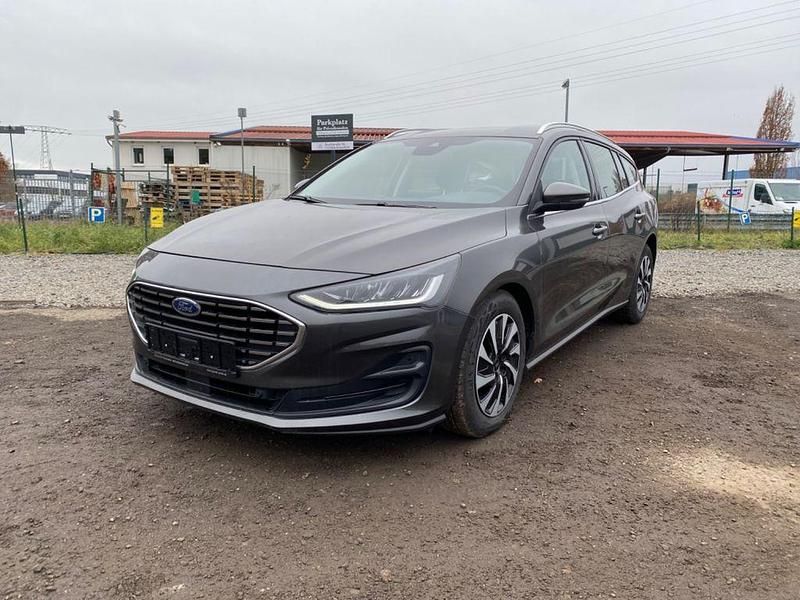 Gebraucht Ford Focus Active X 120 PS (88 kW) 2022 Grau Limousine