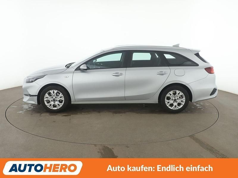 Gebraucht Kia Ceed Edition 7 101 PS (74 kW) 2023 Sparkling silver Kleinwagen