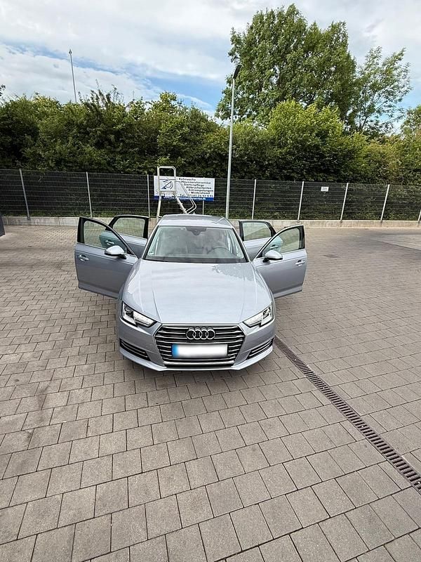 Gebraucht Audi A4 190 PS (139 kW) 2017 Silber Limousine