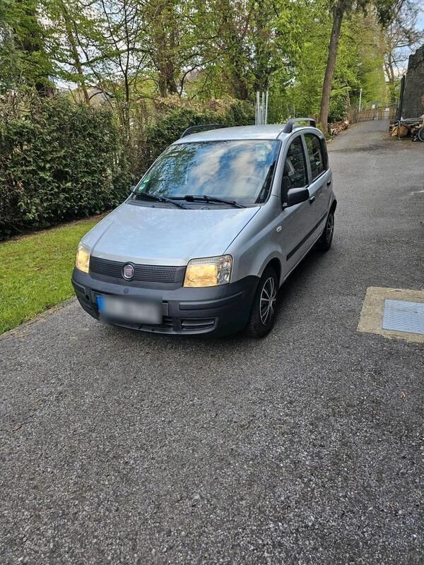 Silber Gebraucht 2009 Fiat Panda Kleinwagen | 1.890 € - Bild 1/4