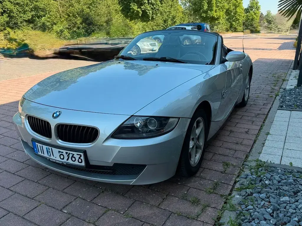 Gebraucht BMW Z4 Sport Line 150 PS (110 kW) 2007 Silber Cabrio