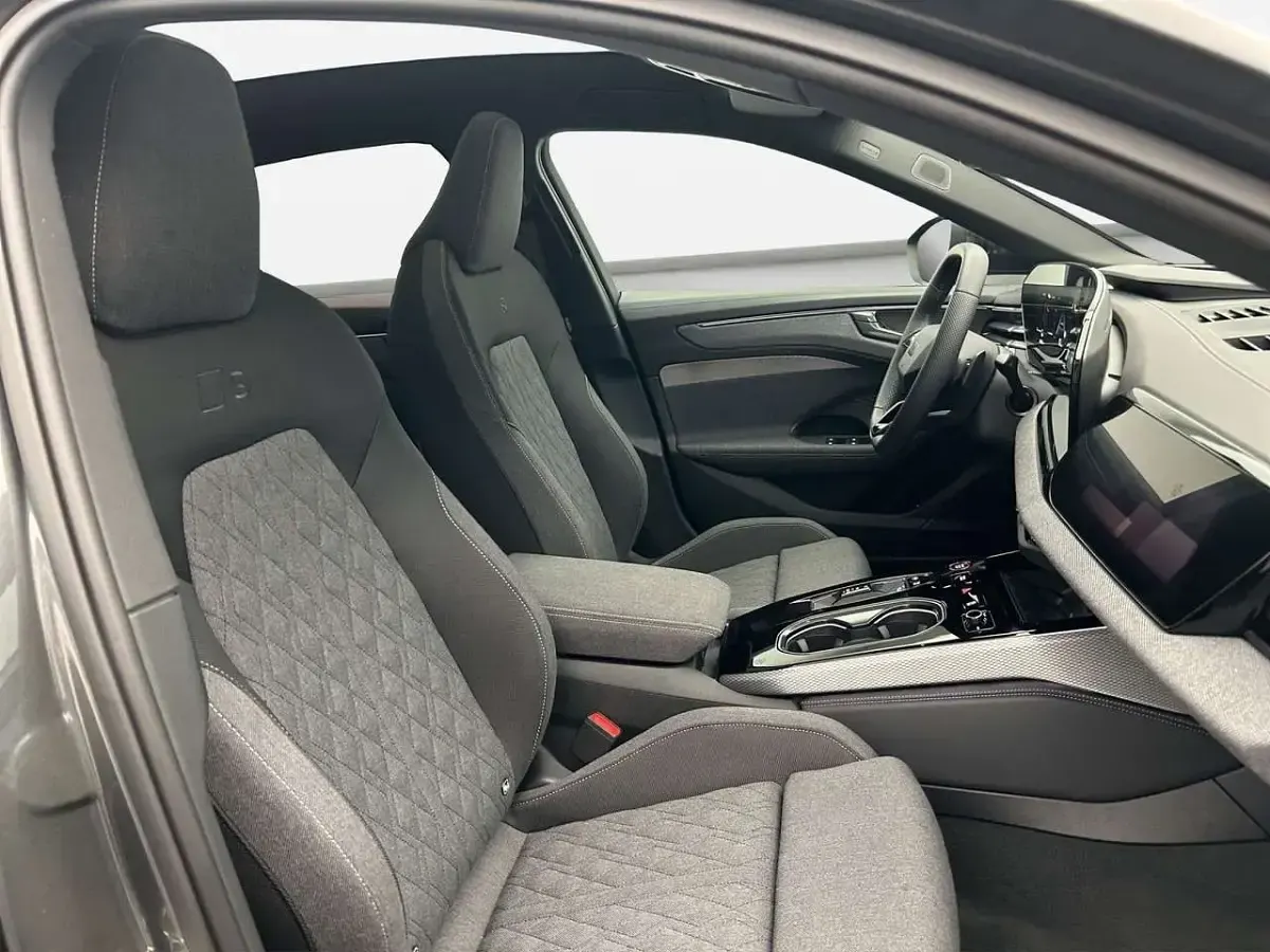 Neu Audi A6 Edition .1 204 PS (150 kW) 2025 Daytonagrau perleffekt Limousine