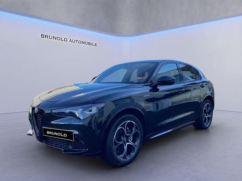 Schwarz Gebraucht 2023 Alfa Romeo Stelvio Veloce SUV | 39.900 € (Etwas zu teuer) - Bild 1/4